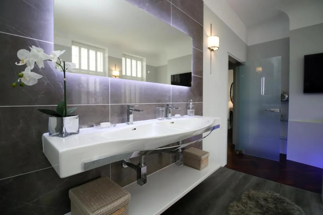 Lejlighed Cohost Partners Stylish Stay With King Bed And Luxury Tub Swansea